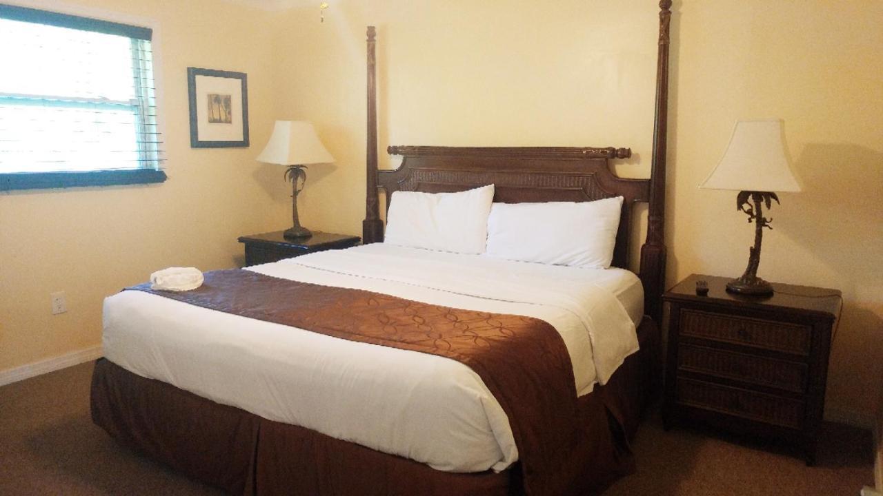 Hidden Harbor Suites Fort Myers Beach Extérieur photo